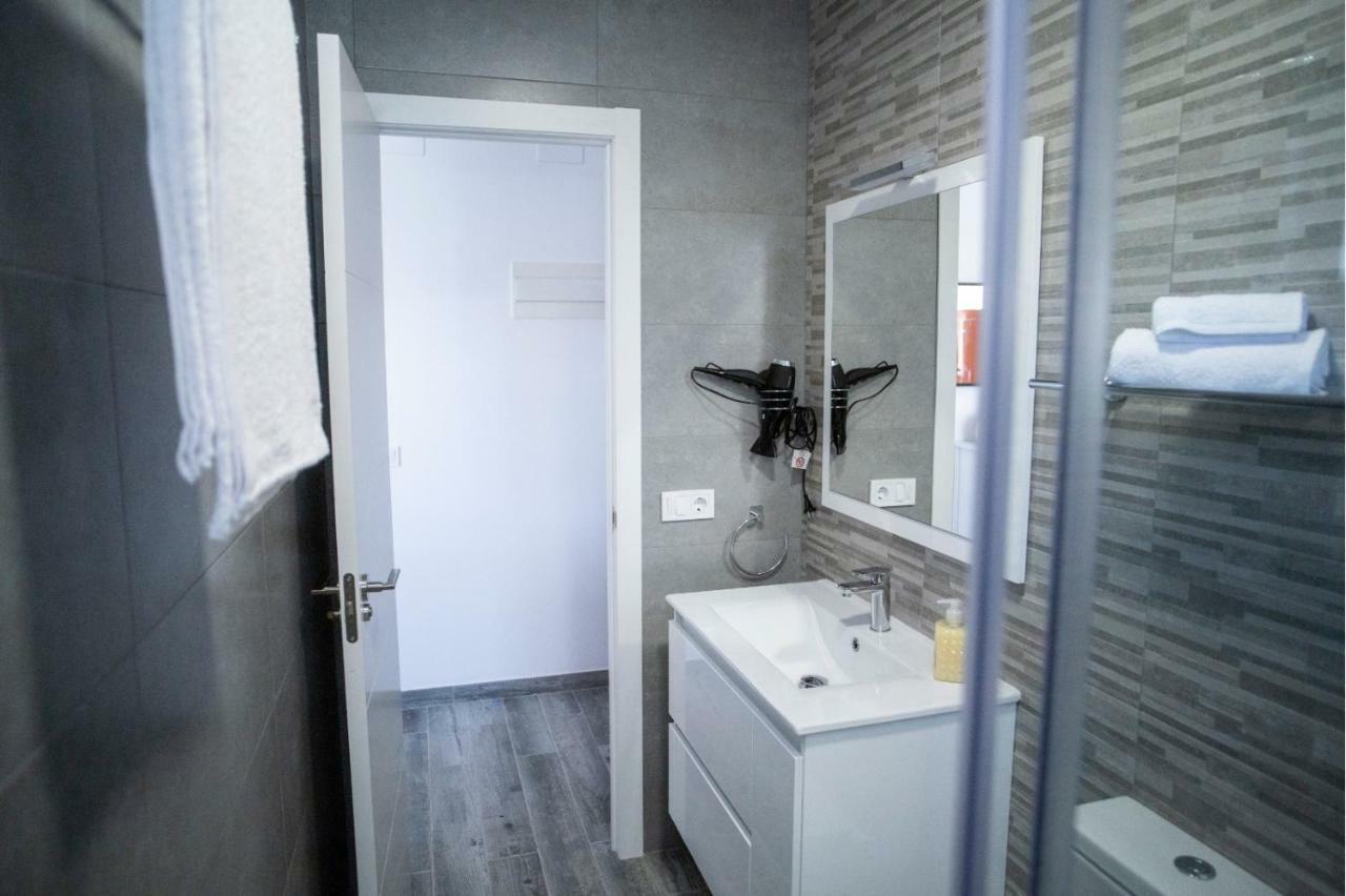 Appartamento Piso De Diseno A 5 Min Andando De La Playa Valenza Esterno foto