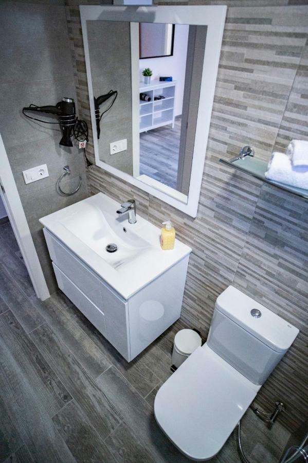 Appartamento Piso De Diseno A 5 Min Andando De La Playa Valenza Esterno foto